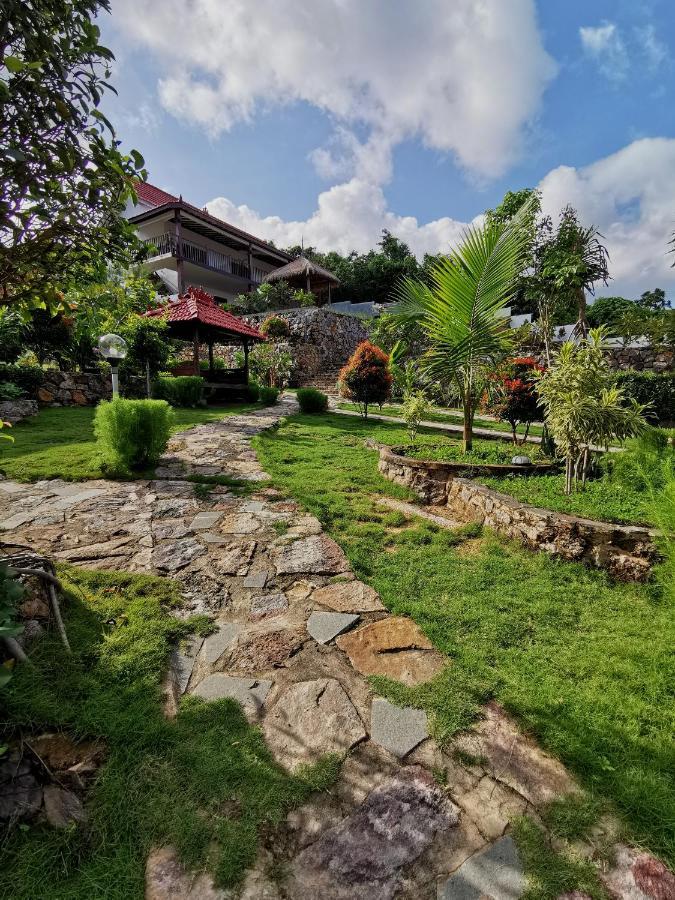 Mirabelle Joglo Village Karimunjawa Zewnętrze zdjęcie